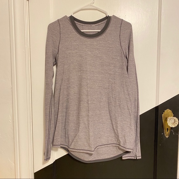 lululemon tuck and flow in heathered soot light - Picture 3 of 4